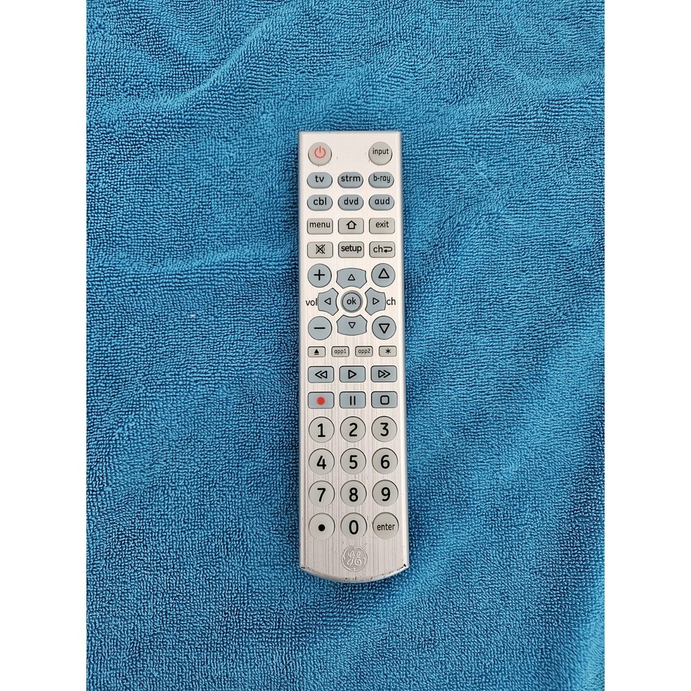 General Electric 33712 Universal Remote Control - Silver General Electric